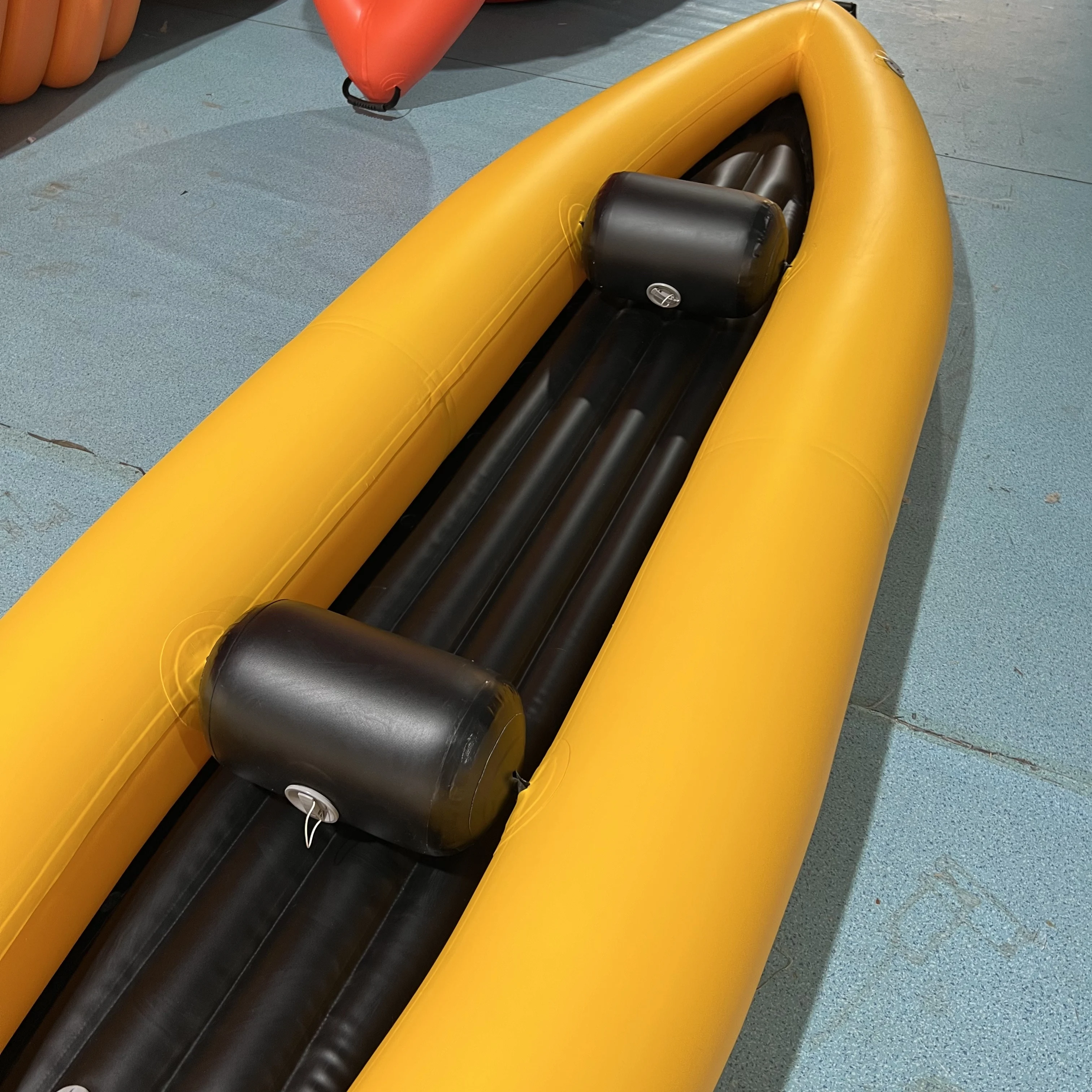 저렴한 가격의 카약, 싱글 시트온탑 카약, 1인용 낚시 - Fishing Kayak Sit In 리뷰 및 가격